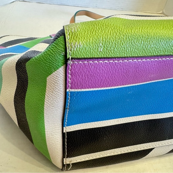 Trina Turk Women’s Multi Color Geo Purse Pocketbook Bag Tote Handbag PVC - Picture 4 of 16